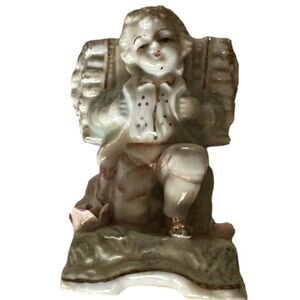 Vintage Colonial Victorian Uracago planter/vase small boy